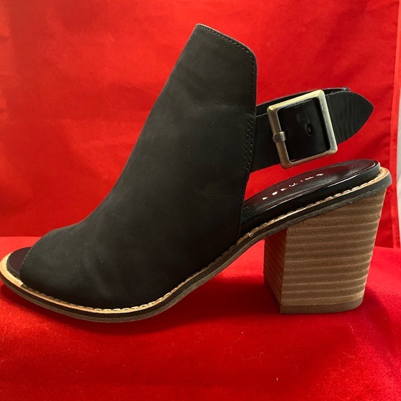 Chinese Laundry Caleb Peep Toe Booties - Picture 3 of 9